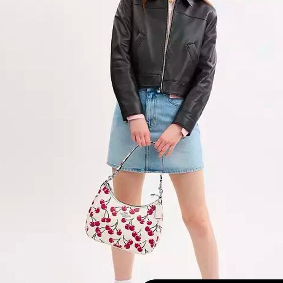 NWT❤️ COACH CY696 Teri Hobo Bag With Cherry Print CROSSBODY SATCHEL - Picture 9 of 9